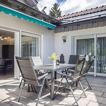 Apartamento Zentral Mit Pool