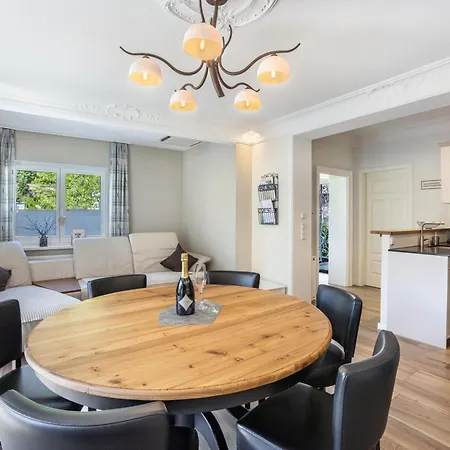 Apartamento Zentral Mit Pool *