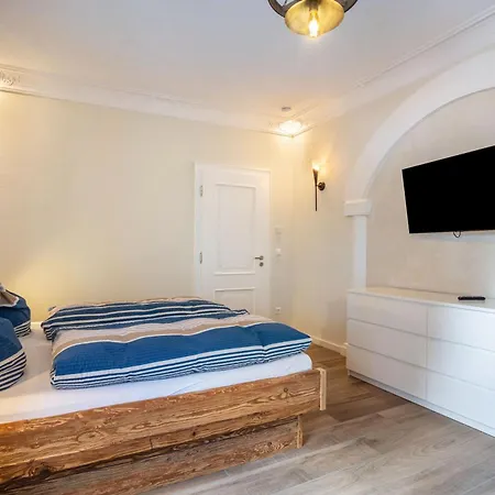 Zentral Mit Pool Apartamento *