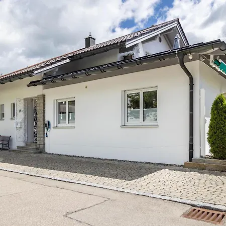 Zentral Mit Pool Oberstaufen
